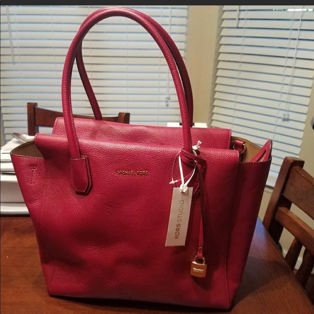 Mercer larger leather satchel Michael Kors